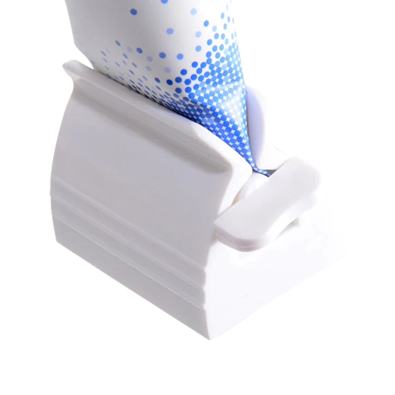 New Bathroom Accessories Toothpaste Squeezer Tooth Paste Dispenser Tube Squeezer Facial Cleanser Press Rolling Holder for Kids
